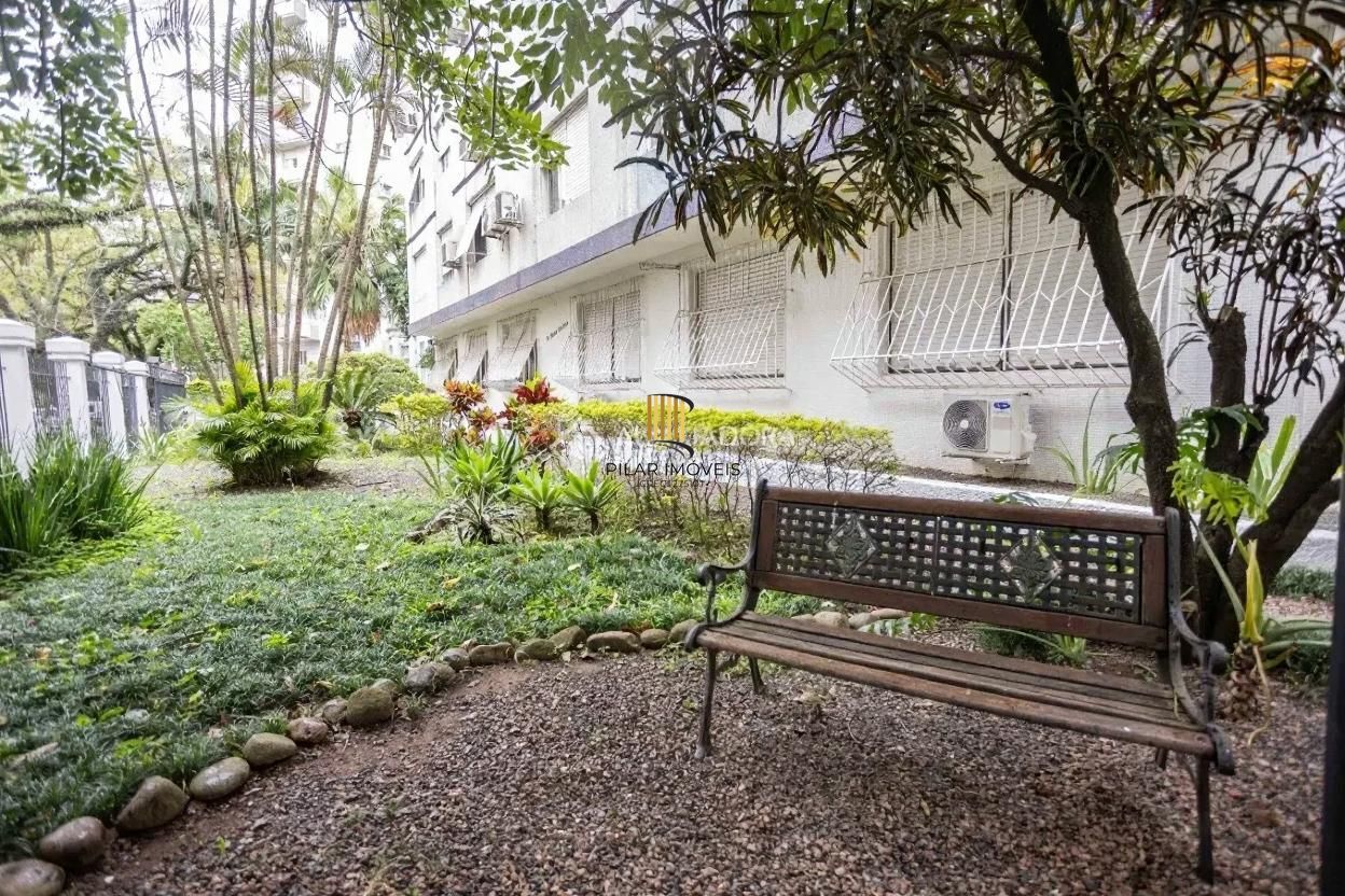 Vende-se apartamento com 3 quartos, 1 vaga e 145 m² – Moinhos de Vento