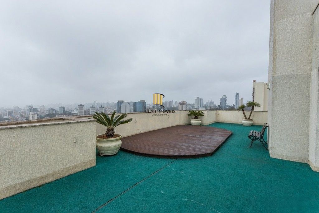 Vende-se apartamento com 2 quartos (1 suíte), 55m² e 2 vagas – Petrópolis