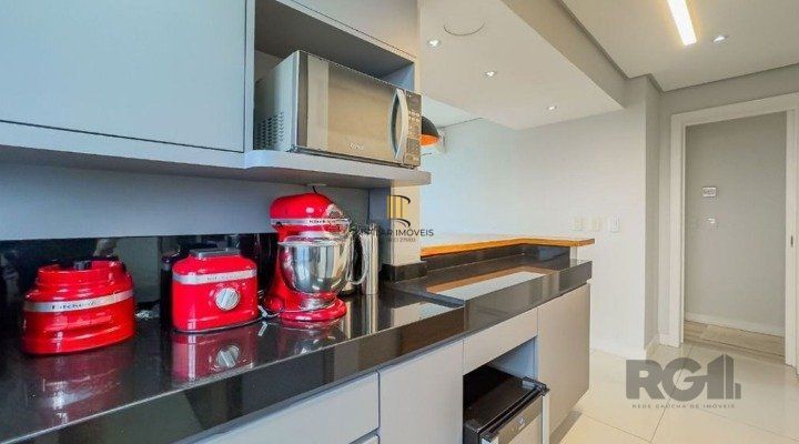 Vende-se apartamento 2 quartos, 1 suíte, 2 vagas – 80m² - Petrópolis