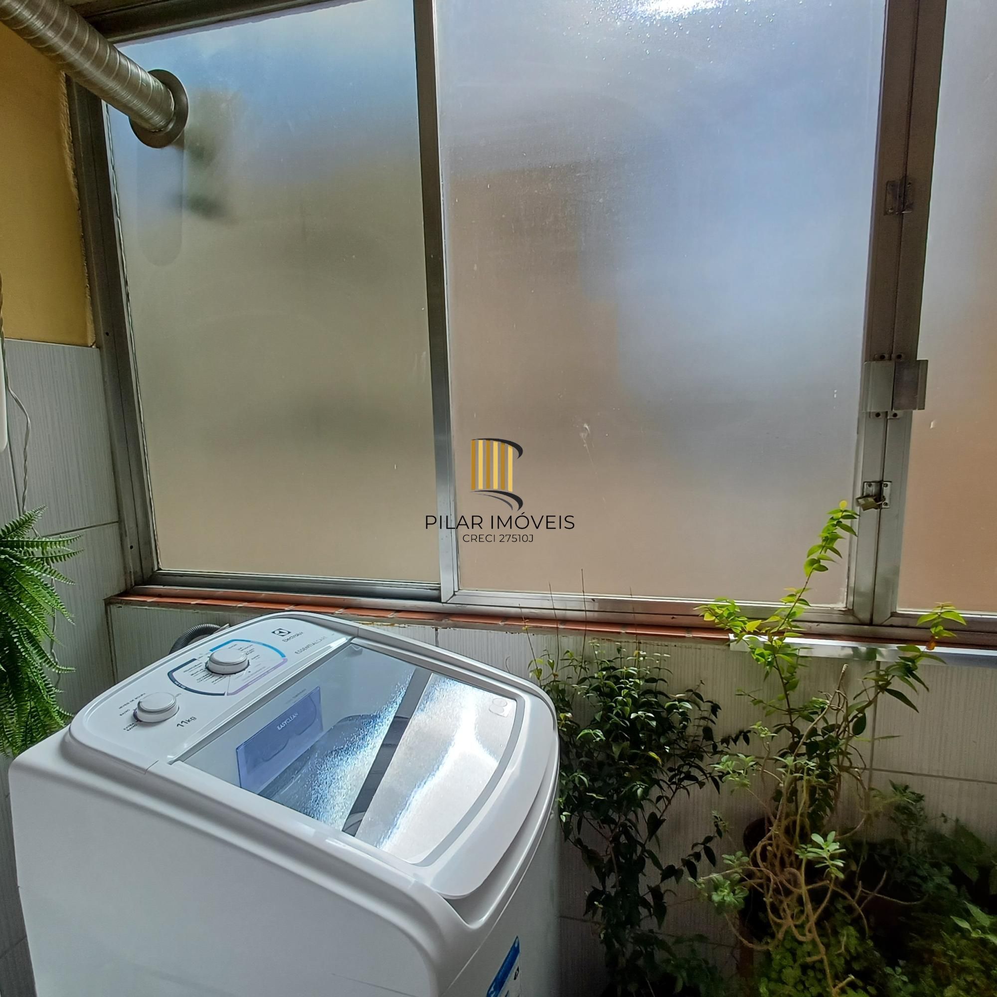 Vende-se apartamento com 2 quartos e 81 m² - Teresópolis