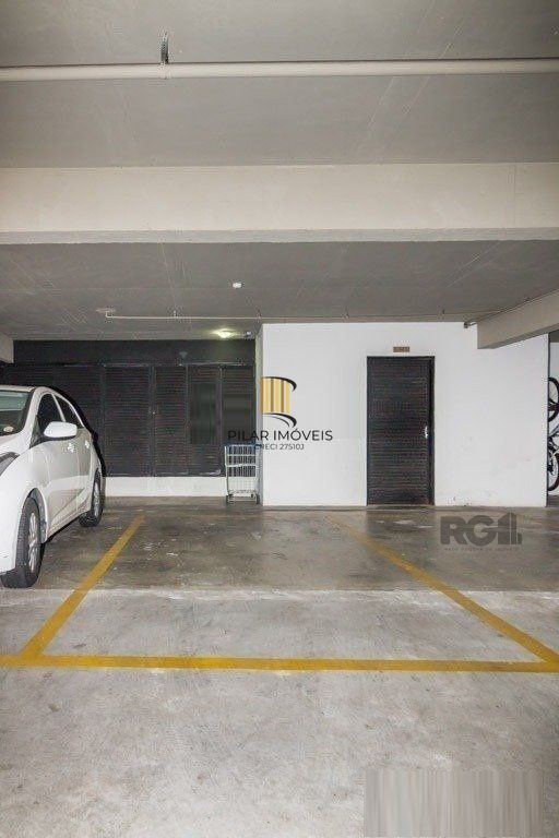 Apartamento para Venda - 38m², 1 dormitório, sendo 1 suites, 1 vaga - Menino Deus