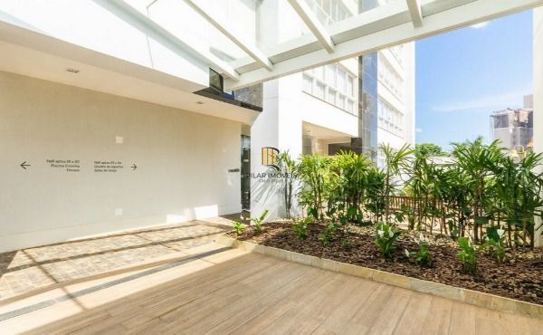 Apartamento mobiliado, 3 suítes, 2 vagas – 126m² – Petrópolis