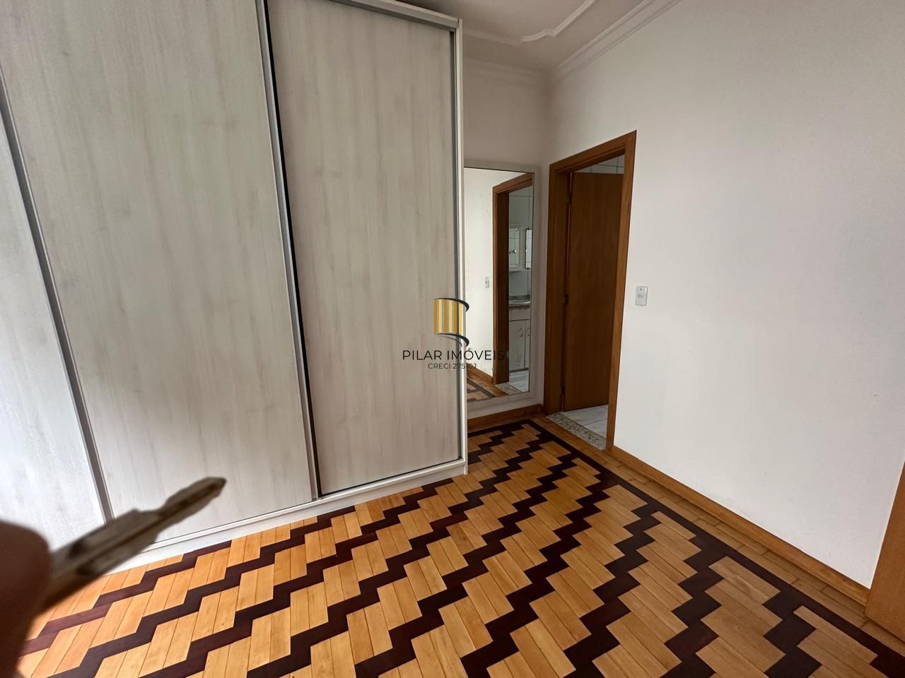 Vende-se apartamento com 1 quarto e 57,7 m² – Cidade Baixa