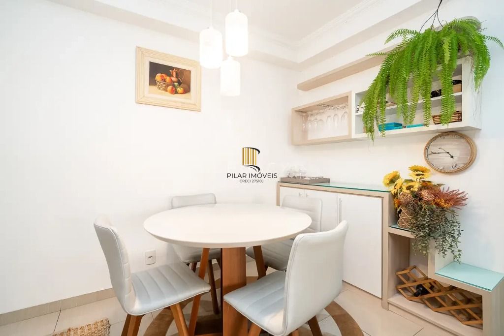 Vende-se apartamento com 2 quartos, 55 m² e 1 vaga - Passo da Areia