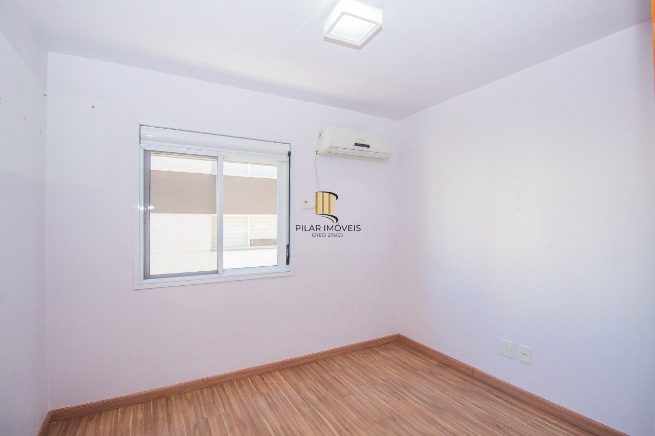 Apartamento com 70m², 2 dormitórios, 1 suíte, 1 vaga no bairro Higienópolis em Porto Alegre
