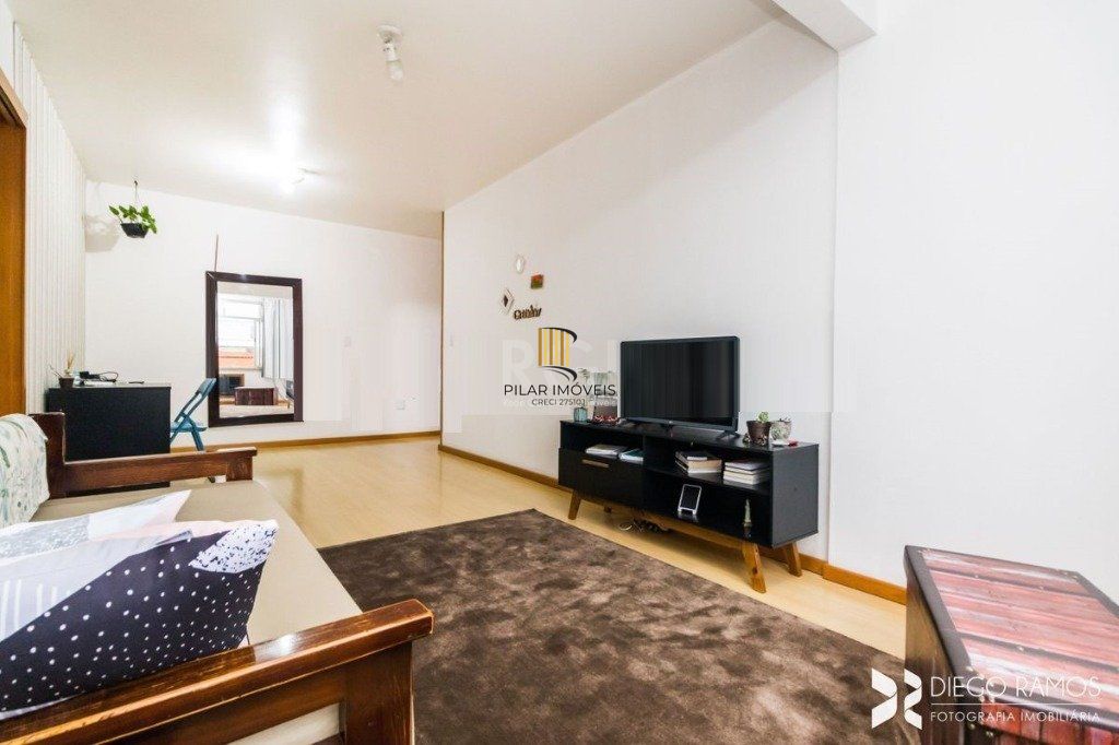 Apartamento para Venda - 79m², 2 dormitórios, 1 vaga - Partenon