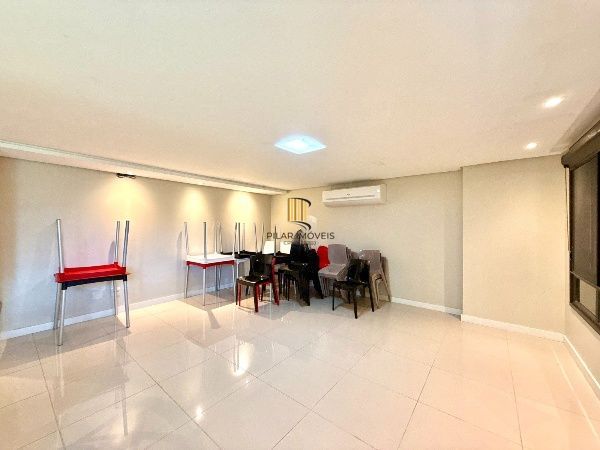 Vende-se apartamento com 3 quartos (1 suíte), 107 m² e 2 vagas – Jardim Itu