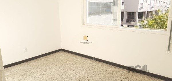 Vende-se bela cobertura de 122m², 2 quartos 2 vagas, desocupado - Auxiliadora