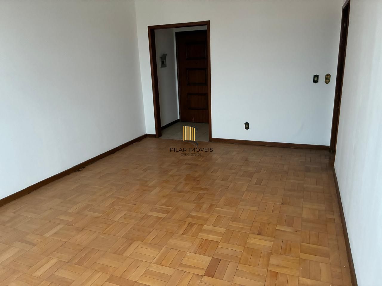 Vende-se apartamento com 3 quartos (1 suíte) - Venâncio Aires