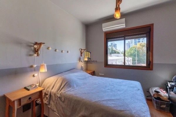 Vende-se apartamento com dois quartos(1 suíte), 73M² e 1 vaga - Rio Branco