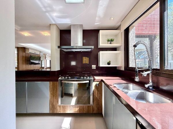 Vende-se apartamento com 3 quartos (1 suíte), 107 m² e 2 vagas – Jardim Itu