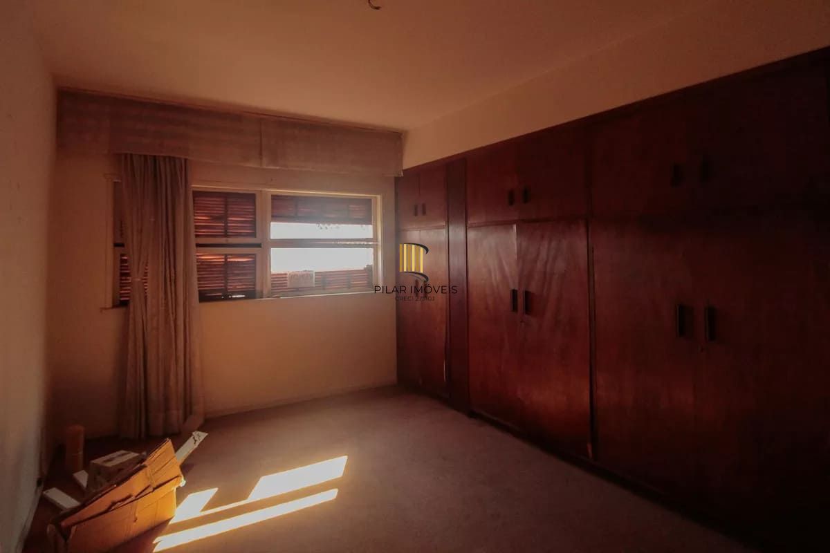 Vende-se apartamento com 4 quartos (1 suíte), 204 m² e 2 vagas - Rio Branco