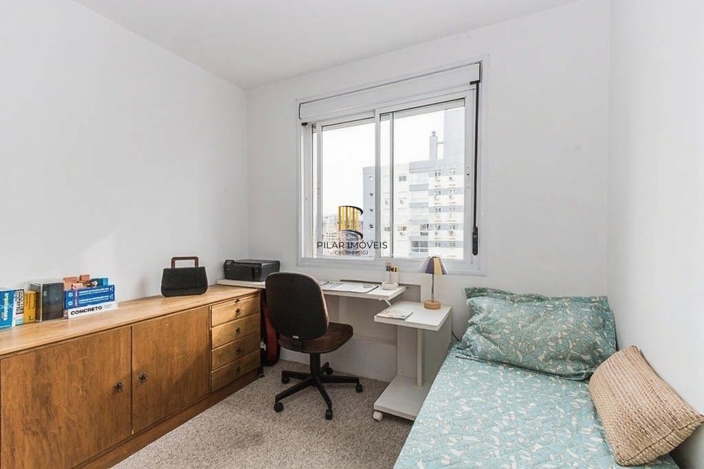 Vende-se apartamento com 2 quartos (1 suíte), 68m² e 2 vagas – Passo da Areia