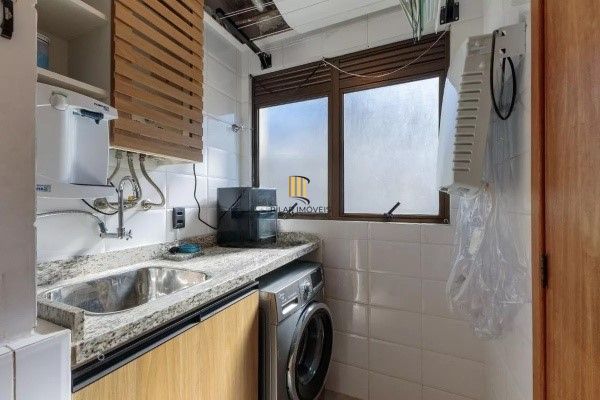 Vende-se apartamento com dois quartos(1 suíte), 73M² e 1 vaga - Rio Branco