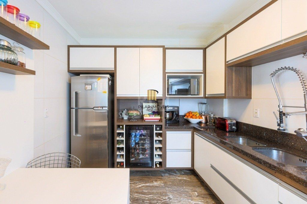 Casa Condominio para Venda - 193.67m², 3 dormitórios, sendo 1 suites, 3 vagas - Chácara das Pedras
