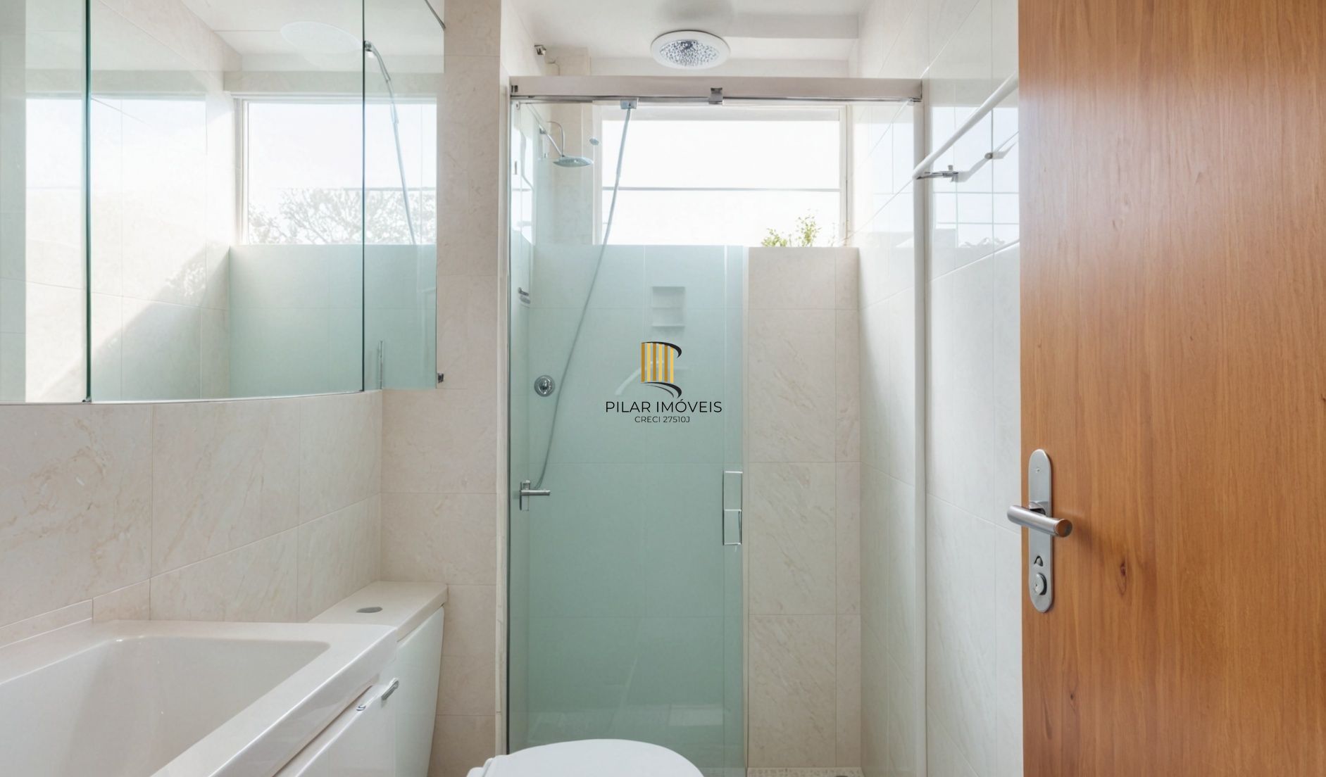 Vende-se apartamento semi-mobiliado com 2 quartos e 41m² - Menino Deus