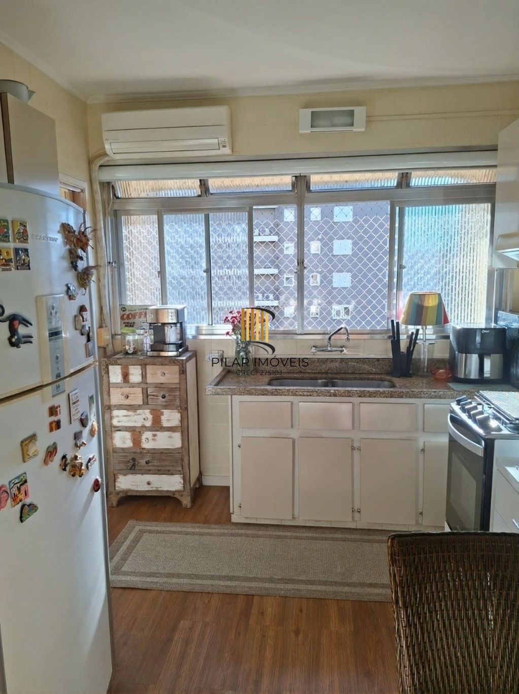 Vende-se apartamento com 3 quartos (1 suíte), 122 m² e 1 vaga – Petrópolis