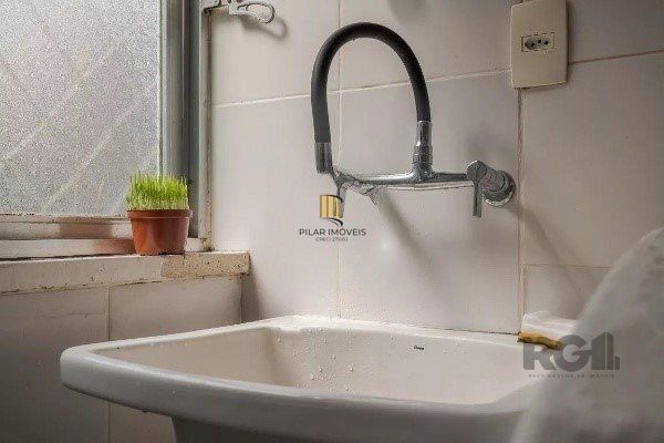 Bela cobertura com 3 quartos, incluindo 1 suíte, 2 vagas de garagem em localização privilegiada - 150m² - Auxiliadora