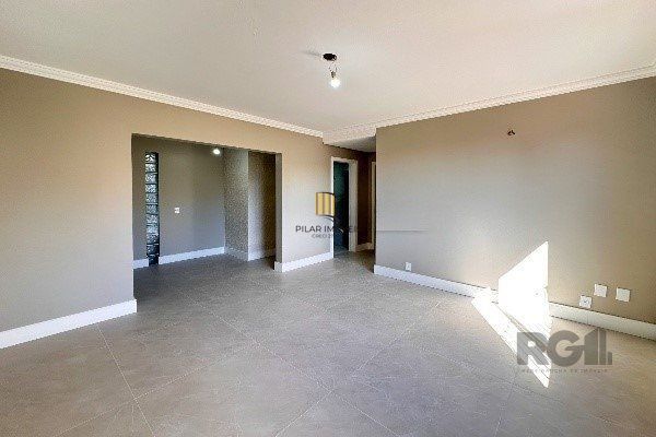 Vende-se apartaento 2 quartos com suíte e vaga coberta em região privilegiada - 72m² - Mont'Serrat