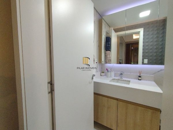 Vende-se apartamento reformado com 2 dormitórios (1 suíte) - 75 m² - Jardim Botânico