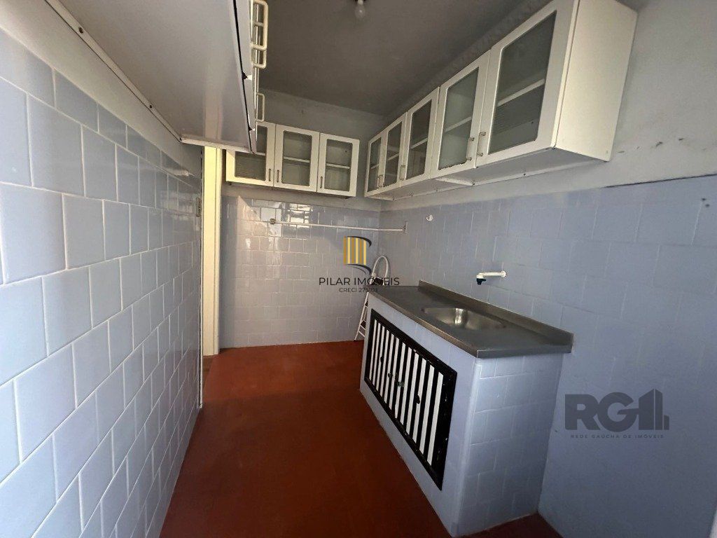 Vende-se apartamento 2 quartos espaçosos com vaga rotatirva próximo ao Mãe de Deus - 54m² - Medianeira
