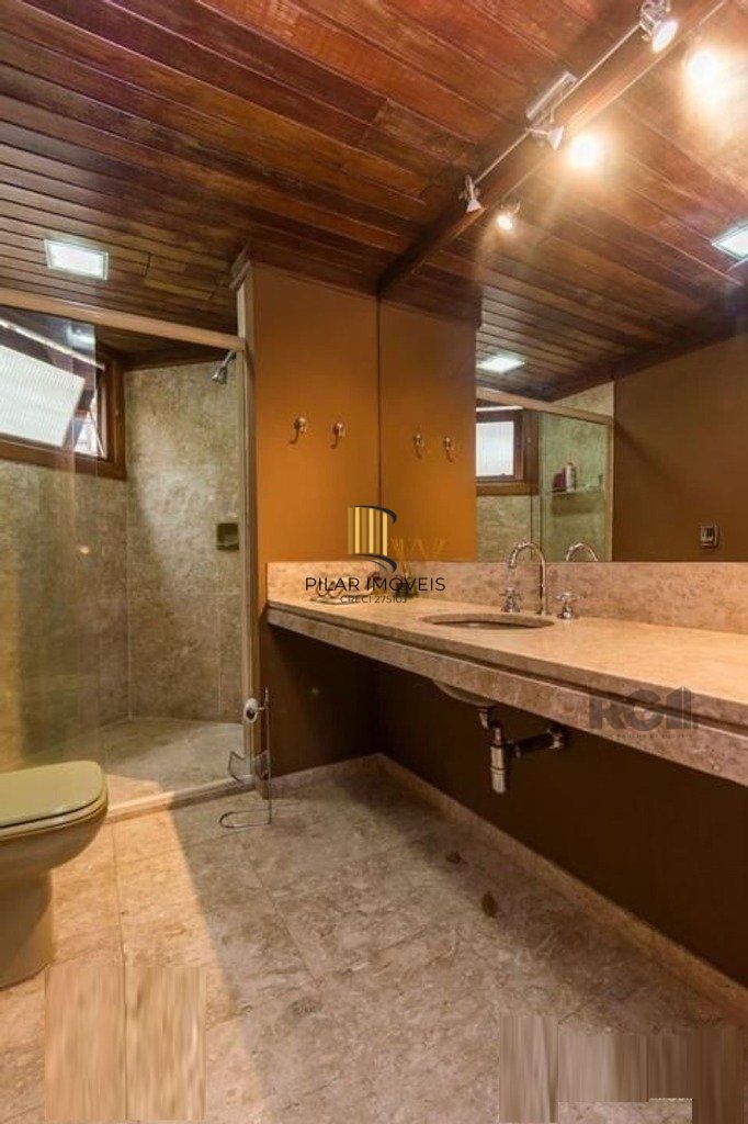 Vende-se luxuoso apartamento 3 quartos com suíte, com dependência completa, 2 vagas cobertas, próximo da Encol - 204m² -  Bela Vista