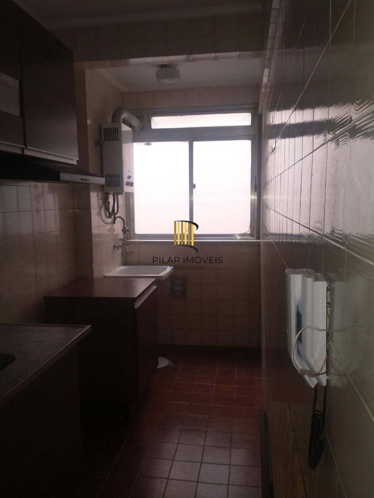 Vende-se apartamento com 2 quartos, 58m² e 1 vaga - Auxiliadora