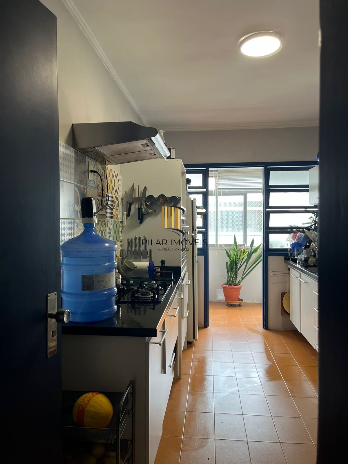 Vende-se apartamento com 2 quartos, 88m², churrasqueira e 1 vaga – Santa Cecília