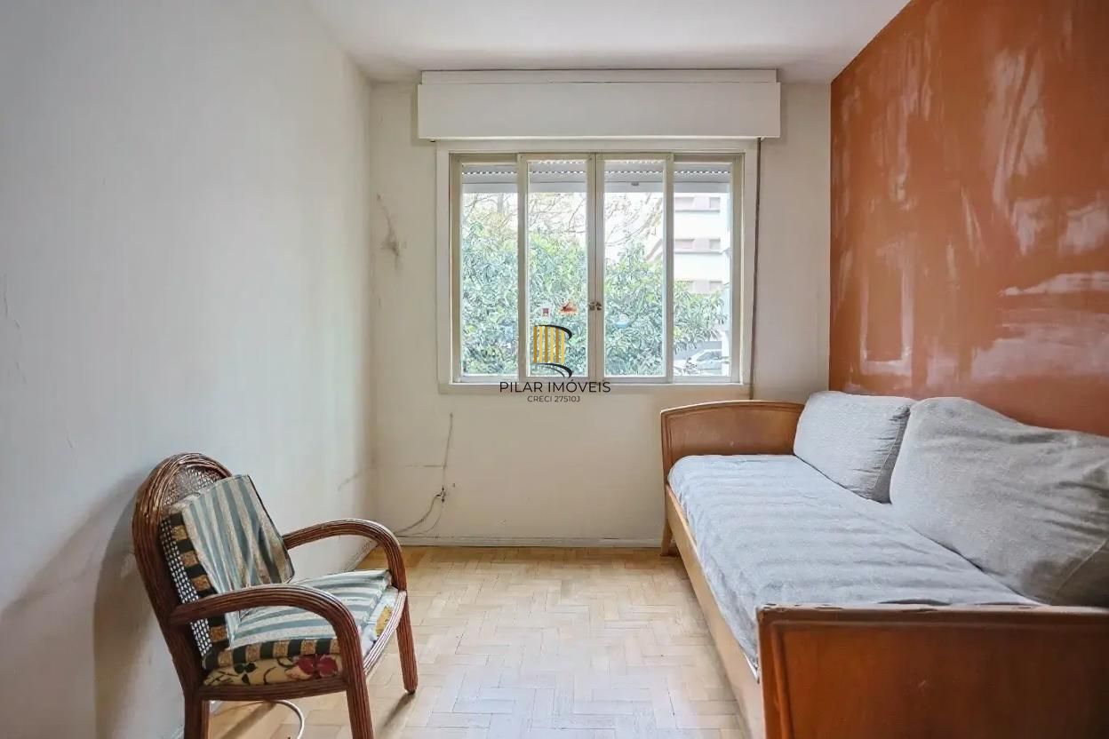 Vende-se apartamento com 3 quartos, 1 vaga e 145 m² – Moinhos de Vento