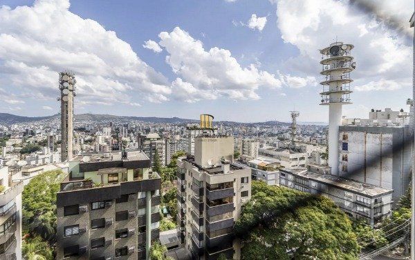 Apartamento com 3 Suítes e 3 Vagas Próximo à Praça da Encol - 200m² - Bela Vista