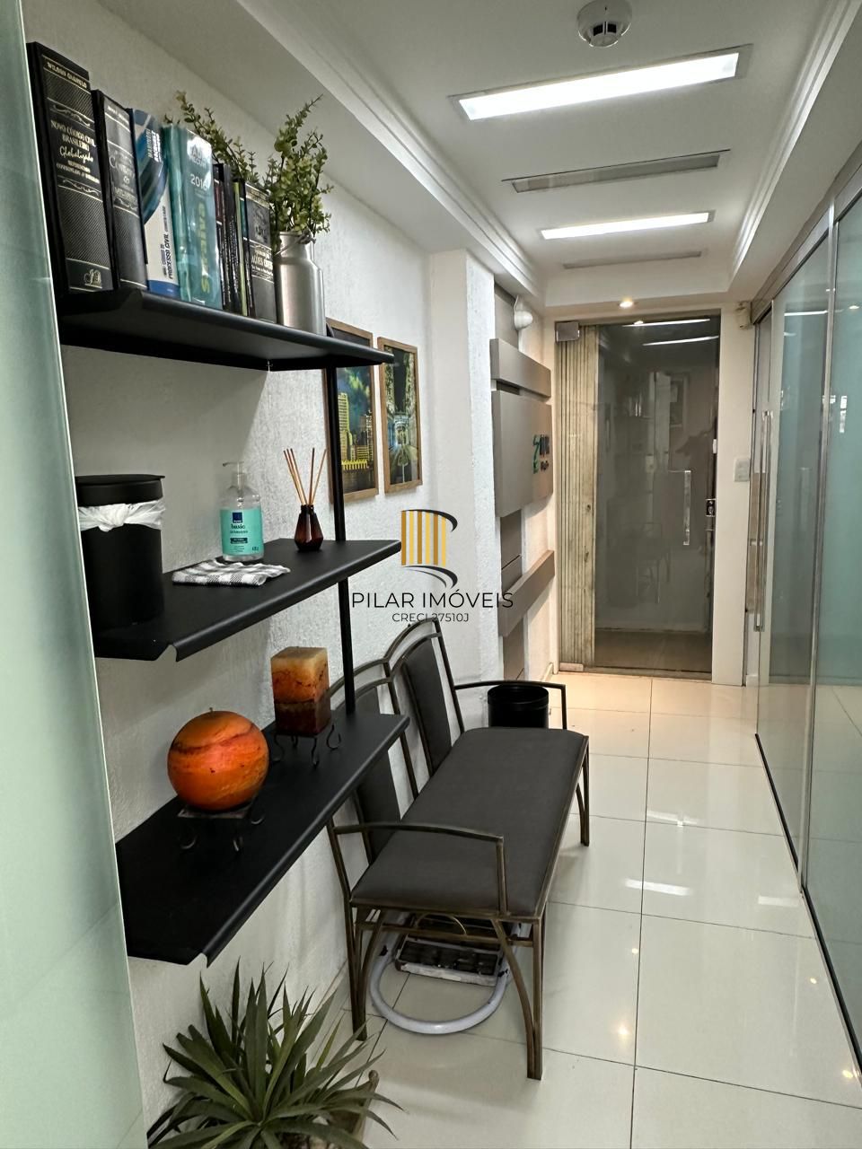 Vende-se sala comercial com 32,1m² – Centro Histórico