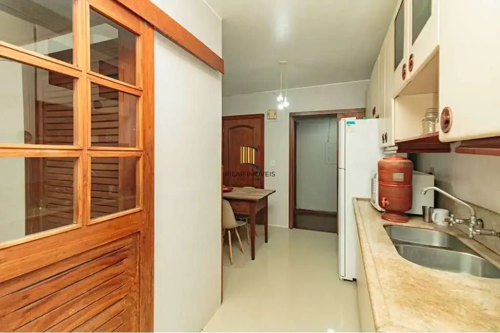 Vende-se apartamento com 3 quartos (1 suíte), 138 m² e 1 vaga – Rio Branco
