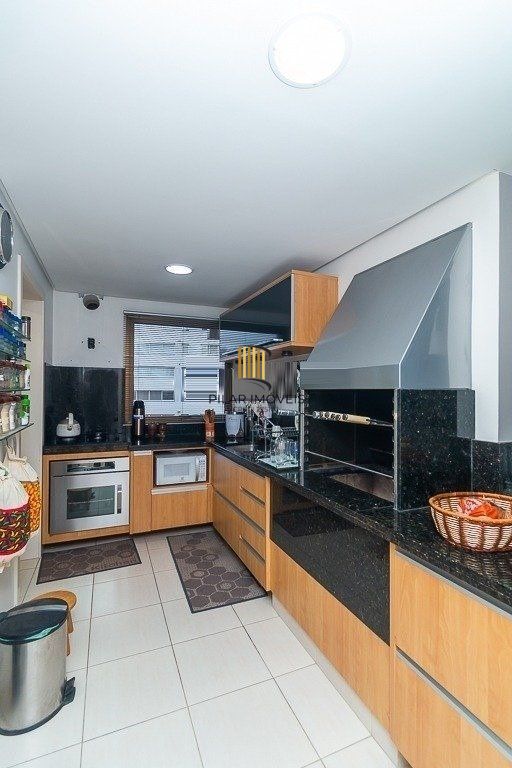 Apartamento 3 dormitórios, 1 suíte, 2 vagas de garagem no Bairro Bela Vista.