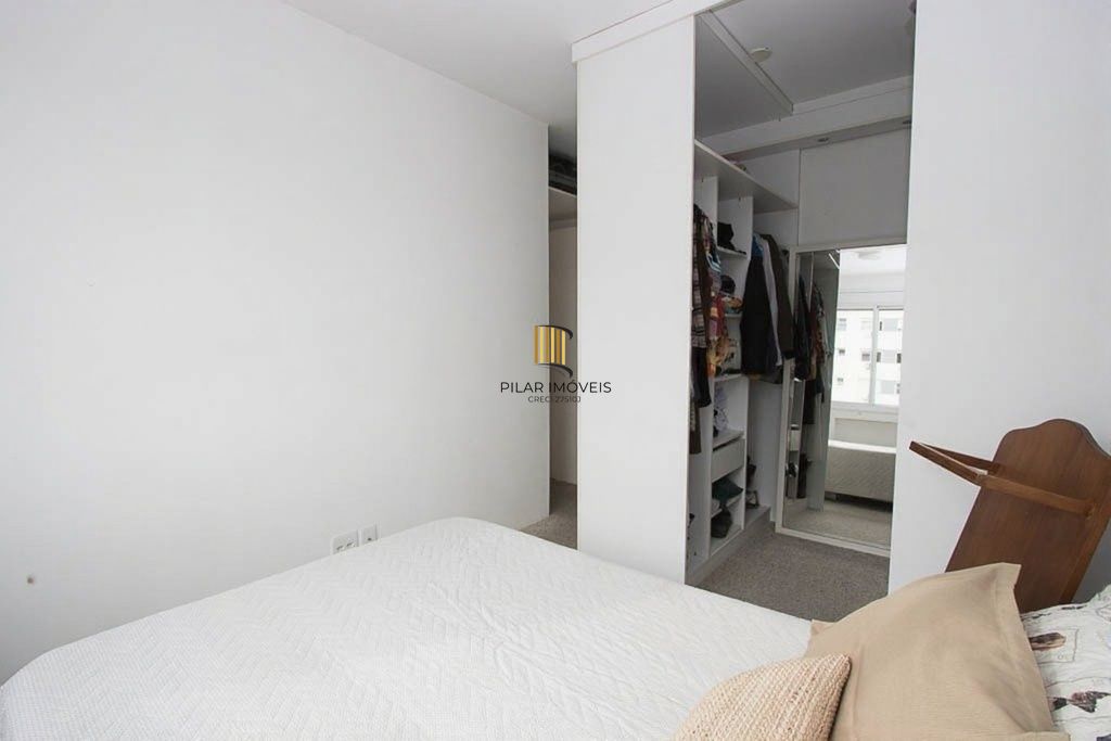 Vende-se apartamento com 2 quartos (1 suíte), 68m² e 2 vagas – Passo da Areia