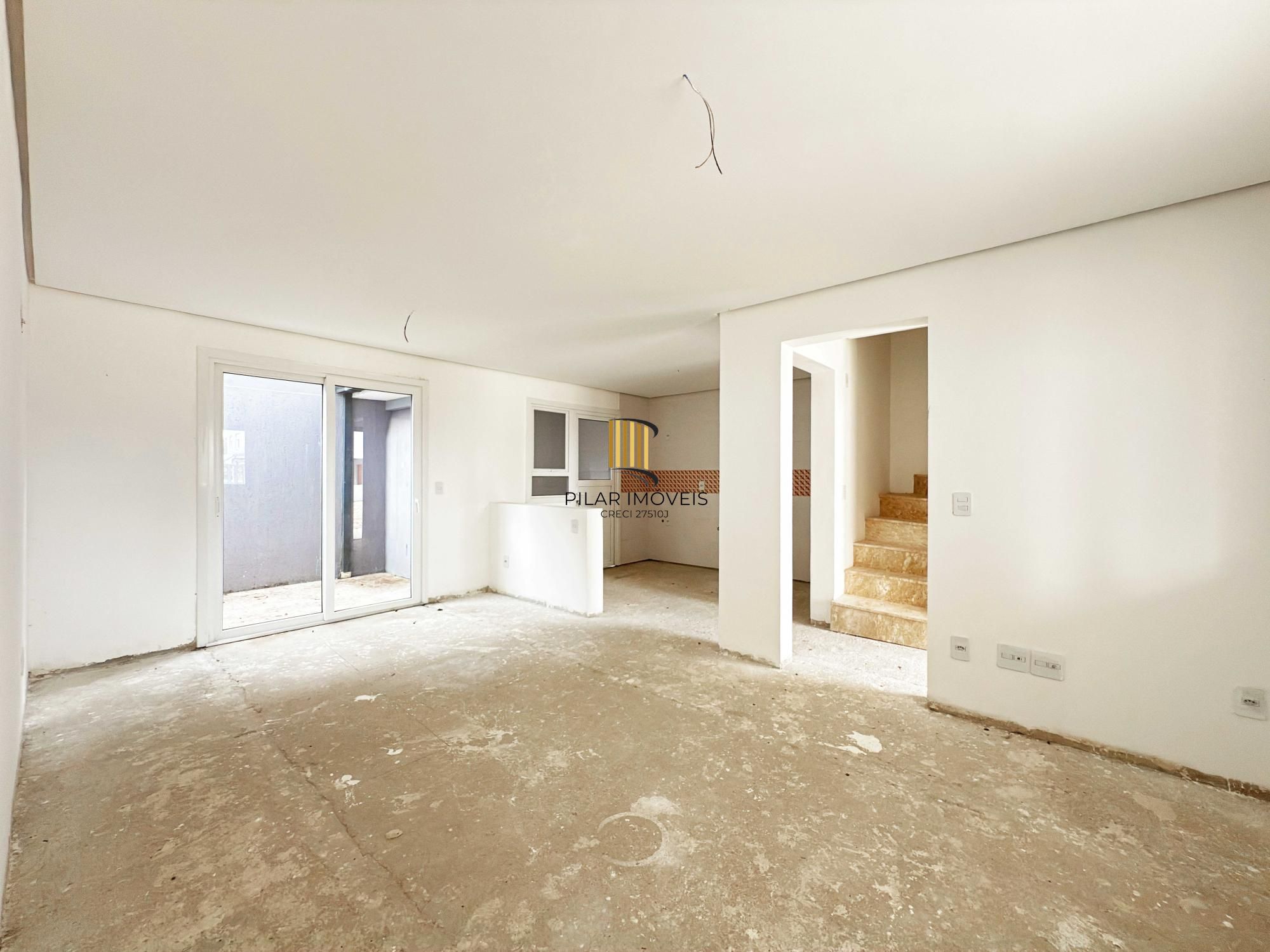 Vende-se casa em condomínio com 4 dormitórios (2 suítes), 3 vagas  – Tristeza