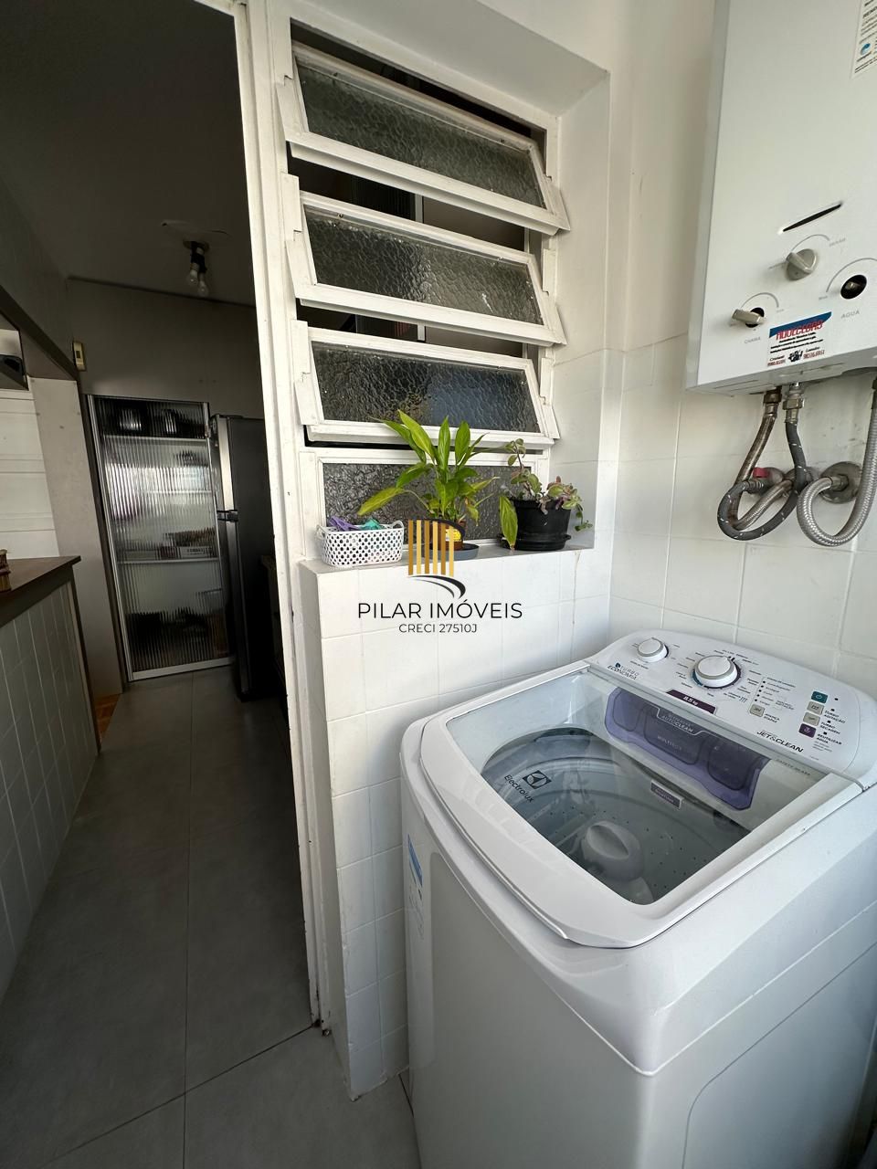 Vende-se apartamento de 1 dormitório com 43 m² e 1 vaga - Floresta