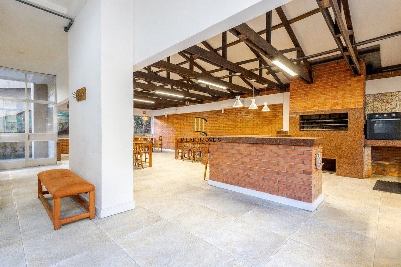 Vende-se apartamento com 3 quartos (1 suíte), 122 m² e 1 vaga – Petrópolis