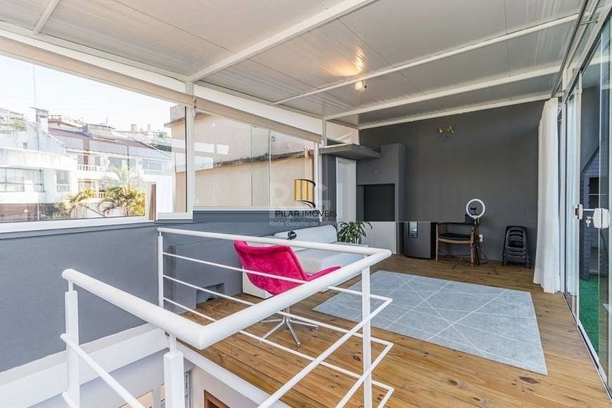 Cobertura para Venda - 186m², 3 dormitórios, 2 vagas - Três Figueiras