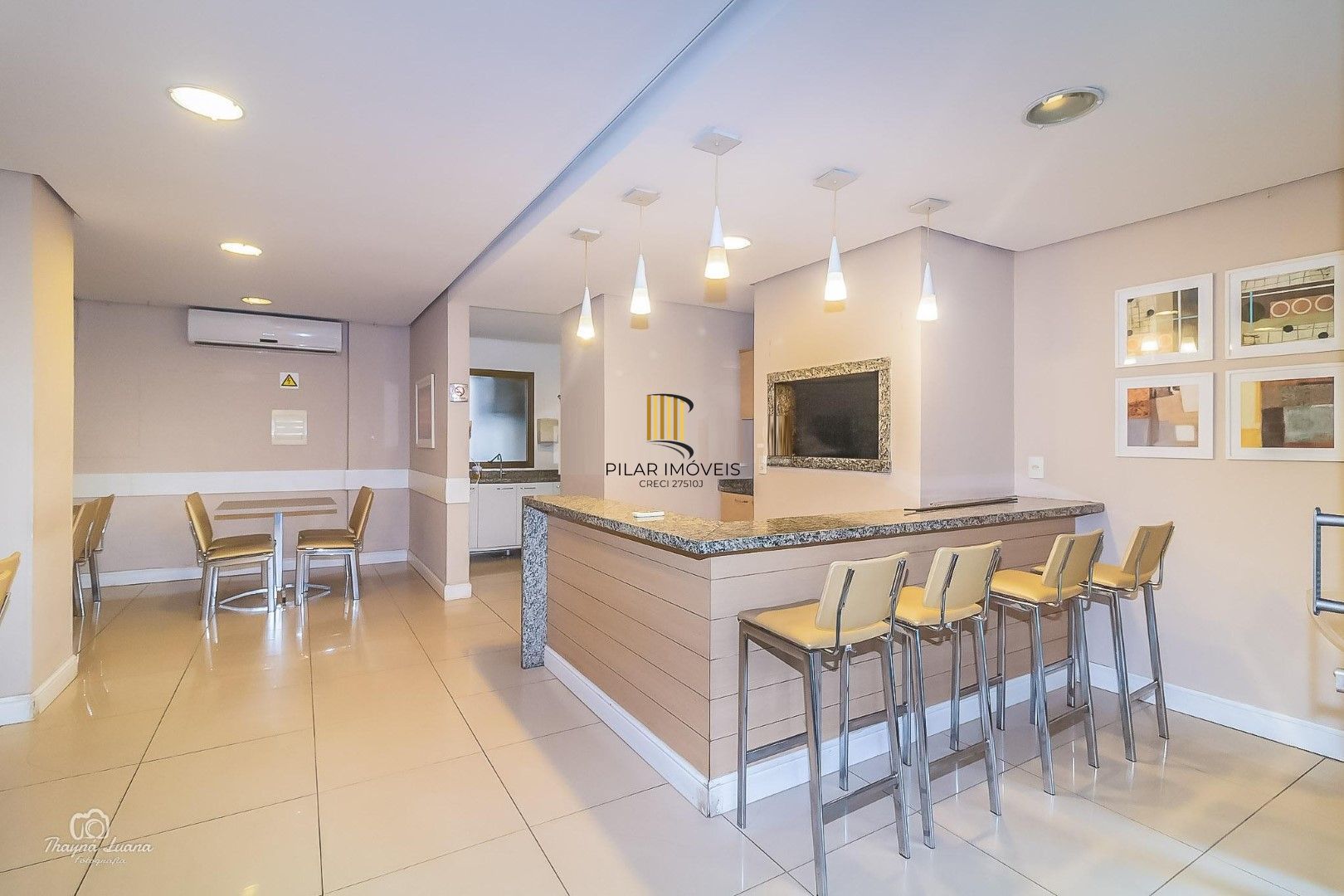 Vende-se apartamento com 3 quartos (1 suíte), 78,5 m² e 2 vagas – Passo da Areia