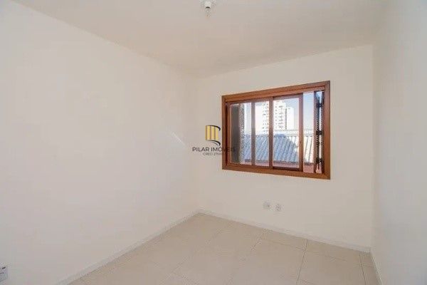 Vende-se apartamento de 2 quartos, 1 vaga, 87m² - Bom Fim