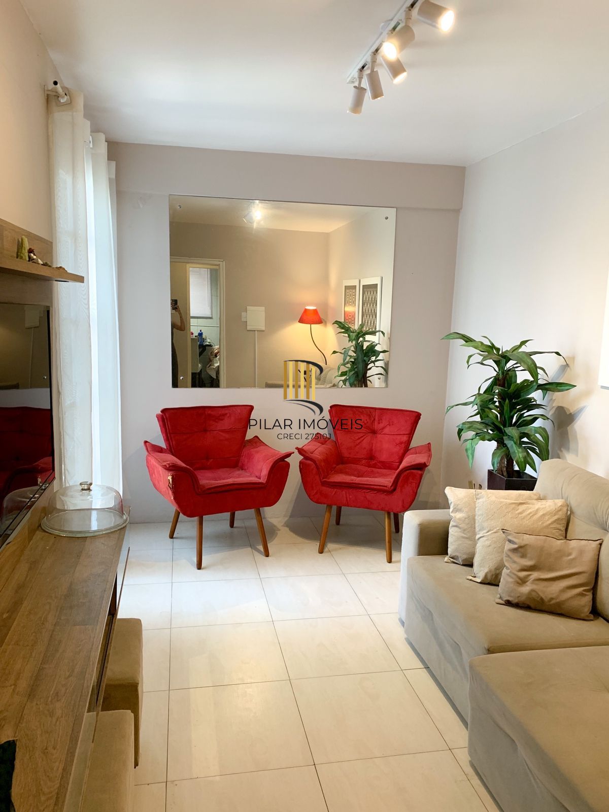 Vende-se apartamento com 3 quartos, pátio e 61 m² - Santana - Pilar Imóveis