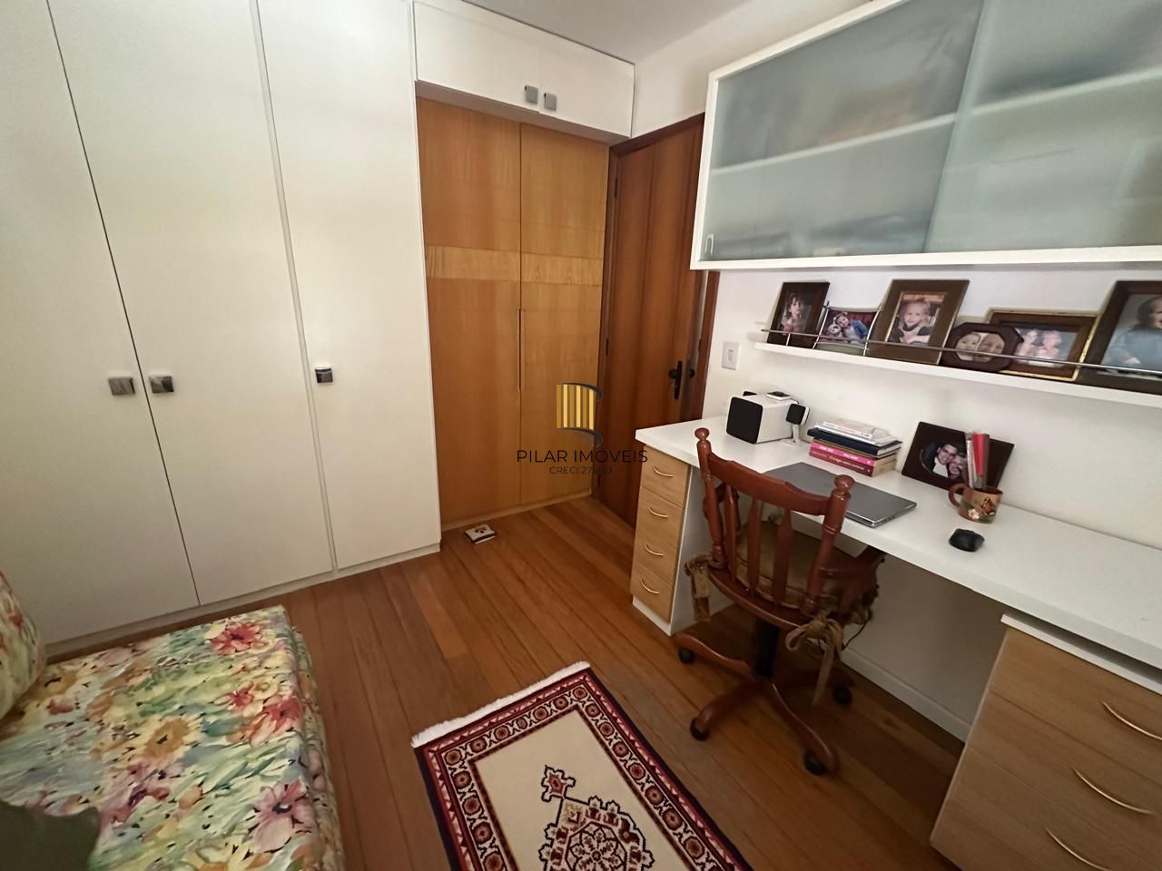 Vende-se apartamento com 2 quartos (1 suíte), 70m² e 1 vaga – Mont Serrat