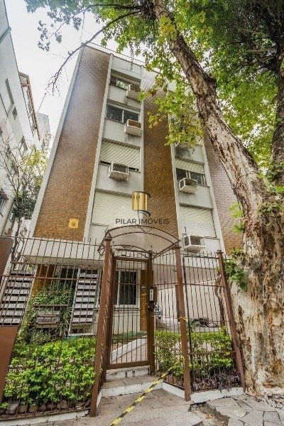 Vende-se amplo apartamento 2 dorm, vaga coberta, predio c/ elevador - 62m² - Rio Branco