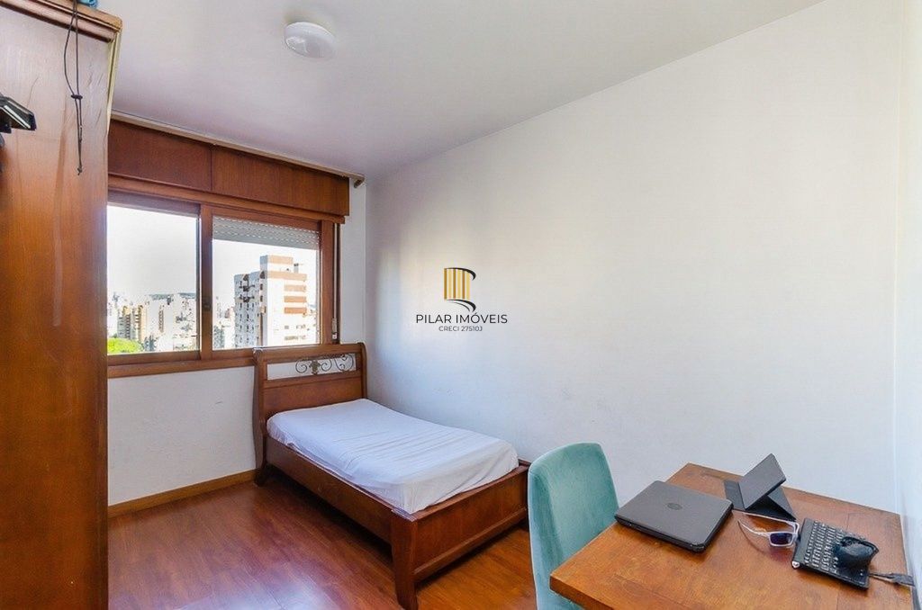 Vende-se cobertura com 3 quartos (1 suíte), 311m² e 3 vagas – Rio Branco