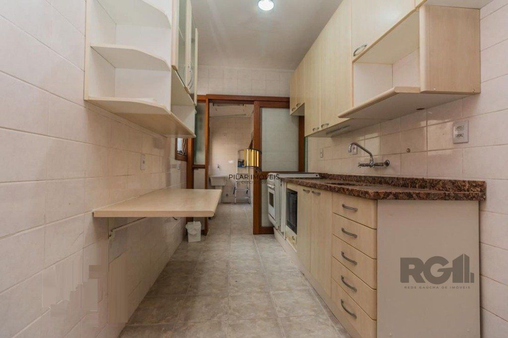 Ampla Cobertura de 181m² com 2 Quartos, Suíte e 2 Vagas no Bairro São João!