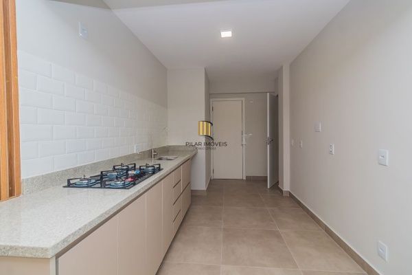 Apartamento reformado com 3 quartos, suíte e 2 vagas – 113 m² -  Mont Serrat