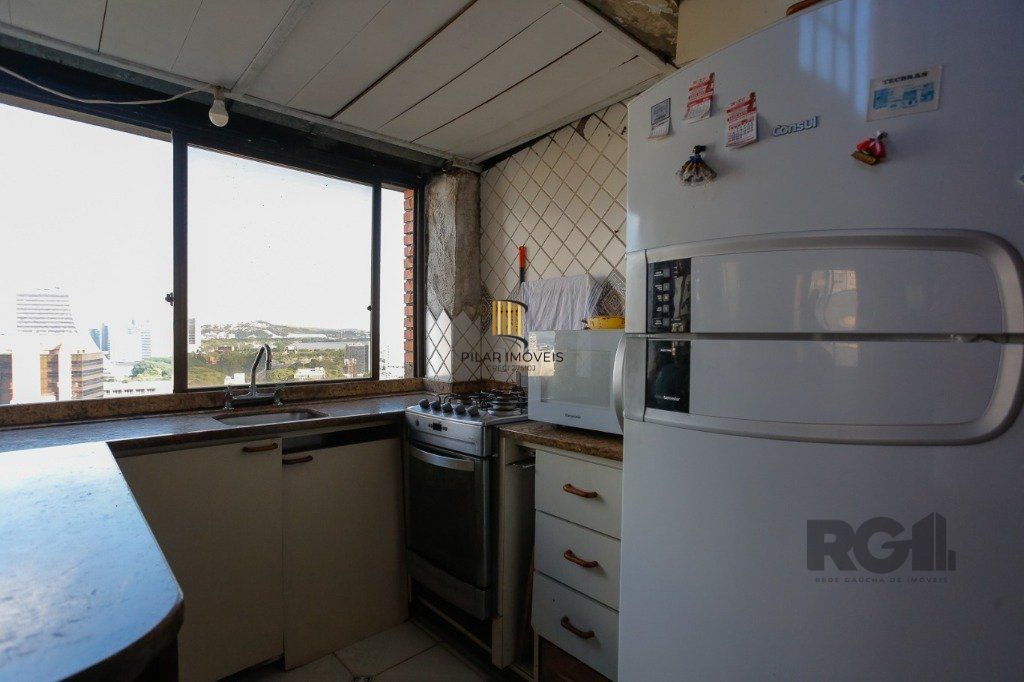 Cobertura 2 Quartos com Terraço, Lareira e Vaga no Centro Histórico - 93m² - Centro Histórico