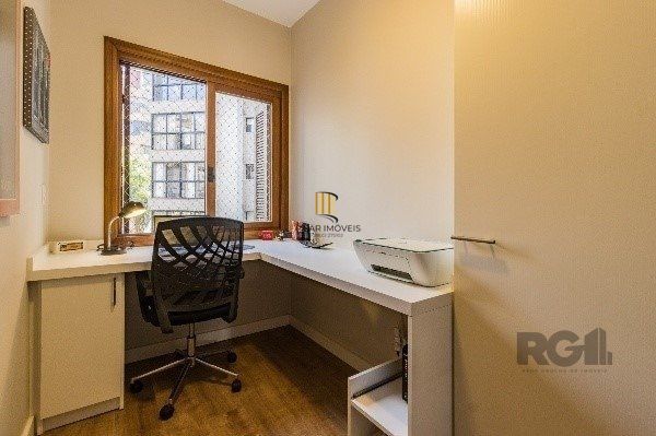 Vende-se luxuoso apartamento 3 quartos com suíte, 2 vagas, lareira, churrasqueira, próximo da encol - 133m² - Bela Vista