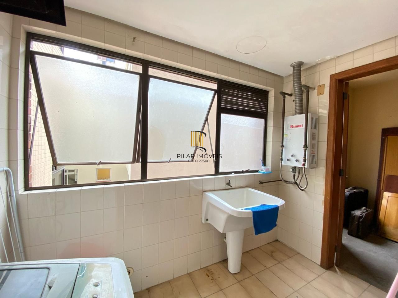 Vende-se apartamento com 2 quartos,(1 suíte) e 101 m² – Mont'Serrat