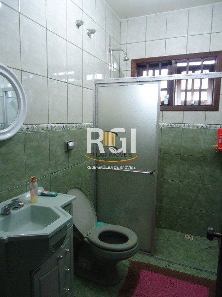 Casa à Venda – 320m², 3 Dormitórios (1 Suíte), 5 Vagas – Partenon